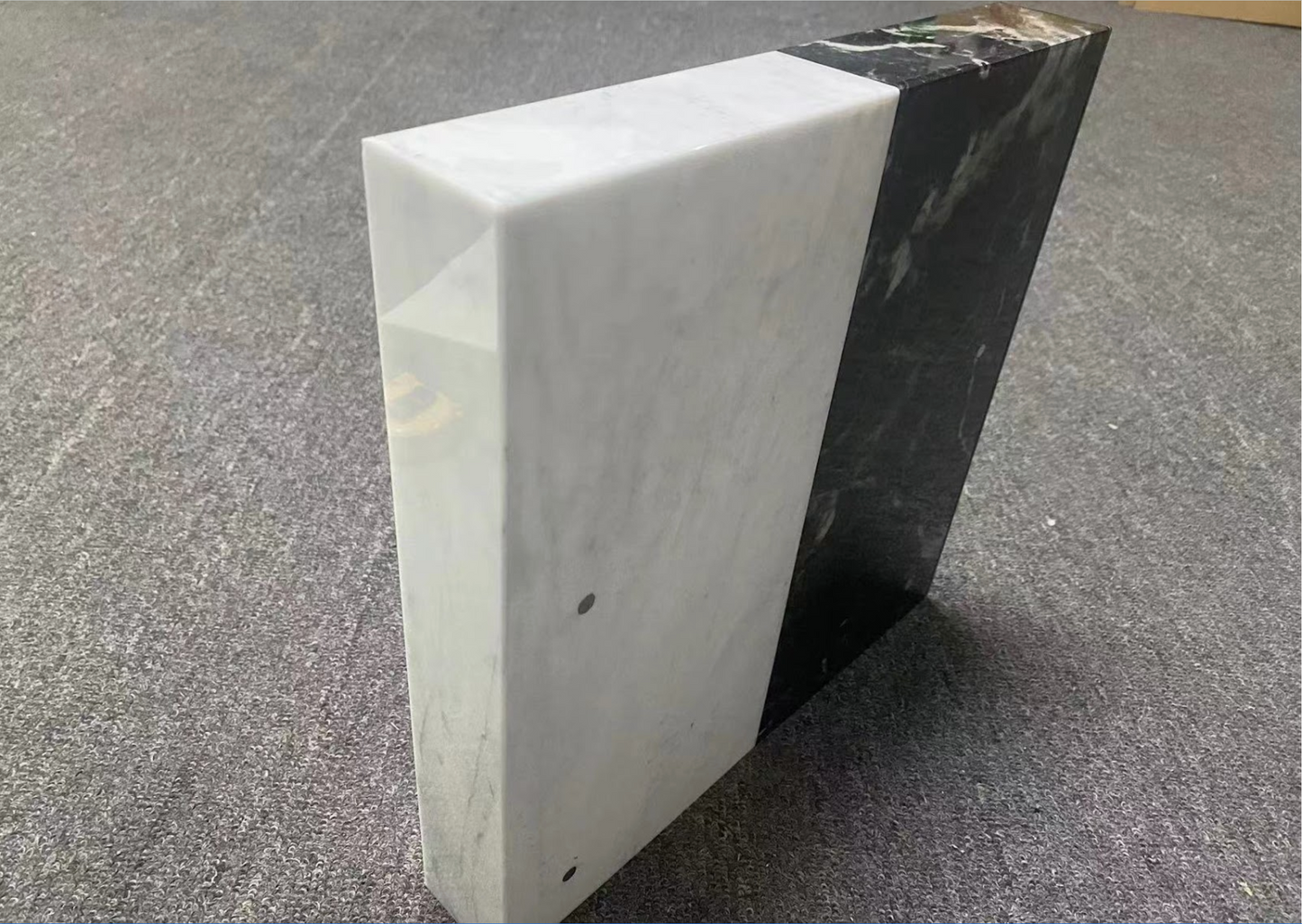 1-step Acrylic Display Stand Riser with magnetic